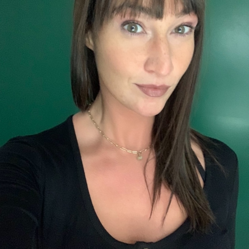 Meet your Posher, Naomi